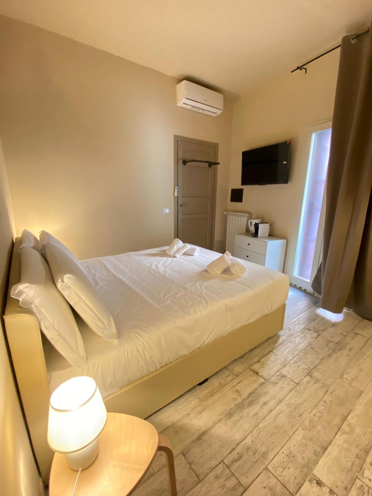 Tiziano'S House San Pietro Station Apartment Рим Екстериор снимка
